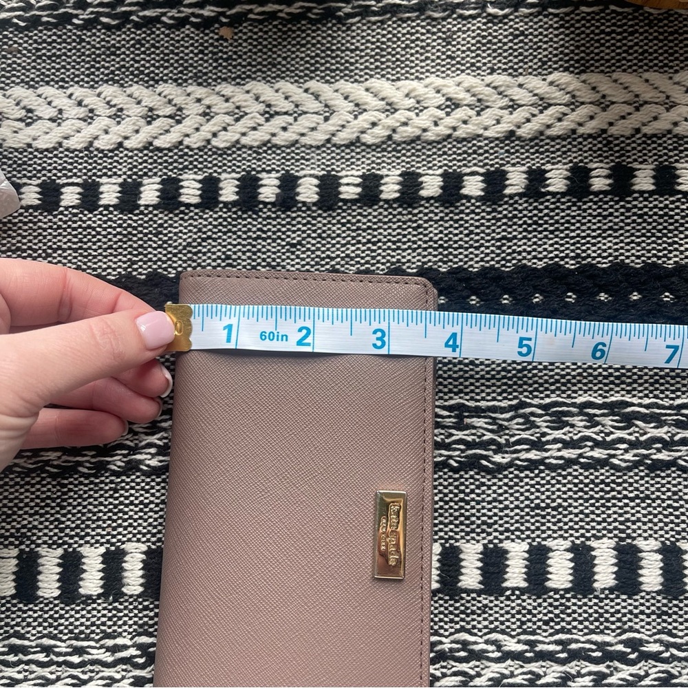 Kate Spade taupe Wallet - Picture 5 of 8